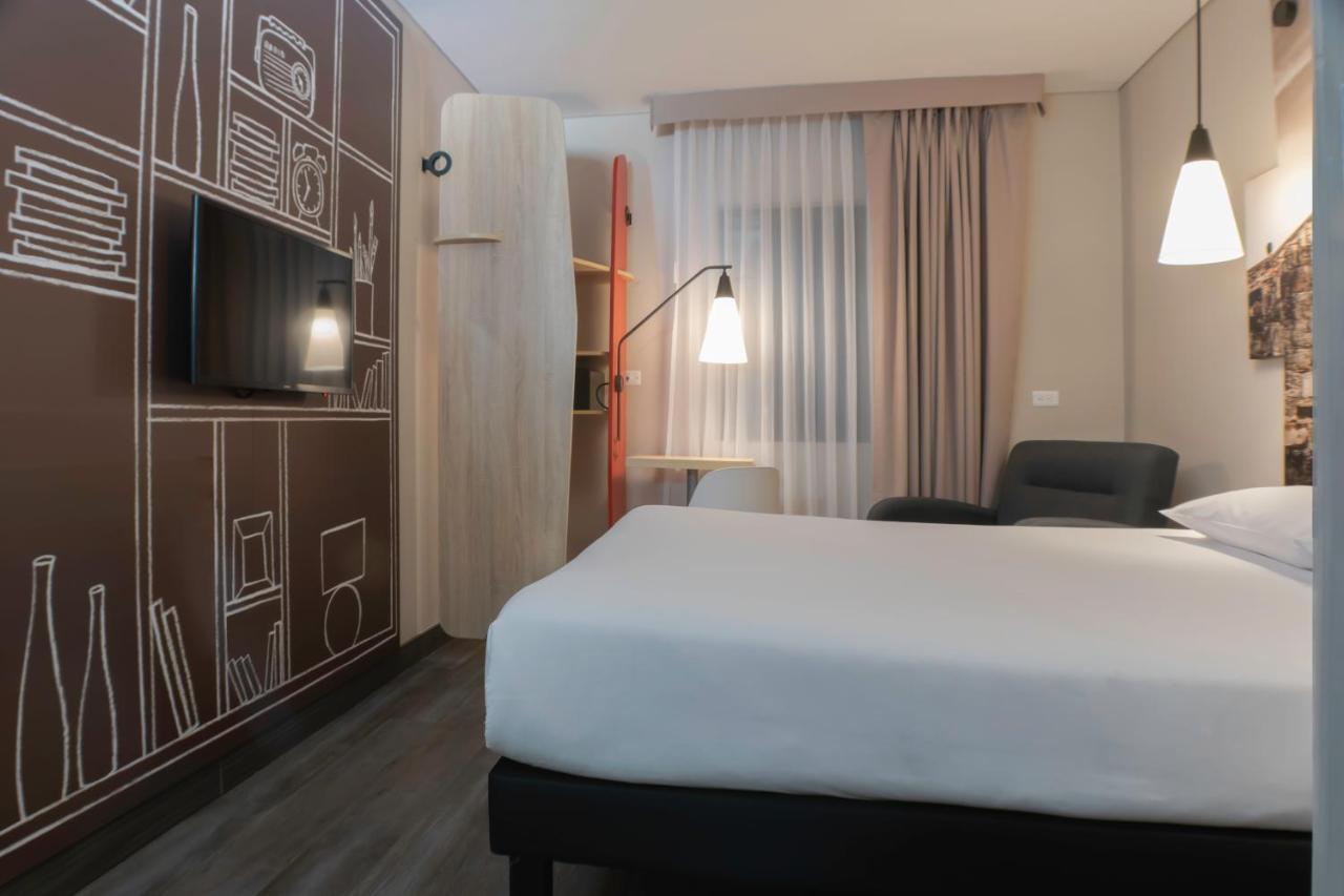 Ibis Chia Hotel Buitenkant foto