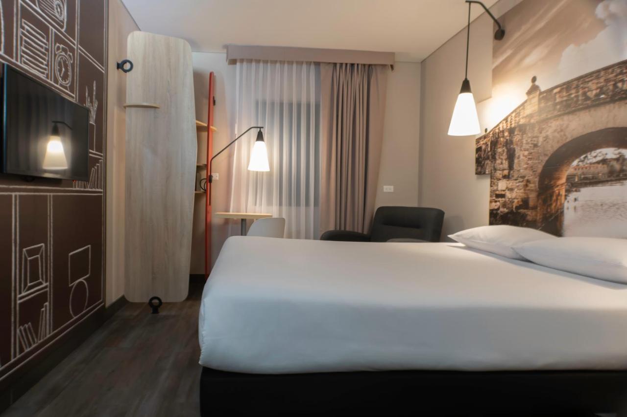 Ibis Chia Hotel Buitenkant foto