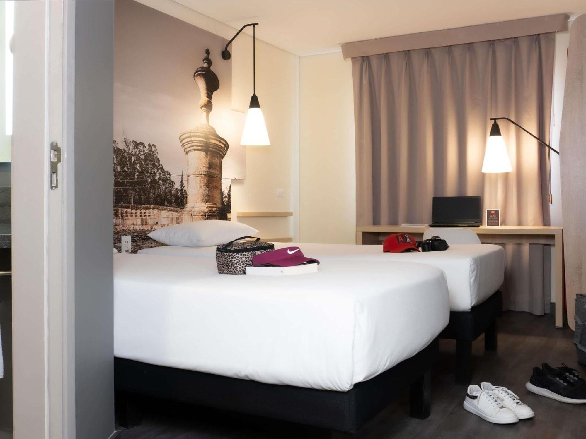 Ibis Chia Hotel Buitenkant foto